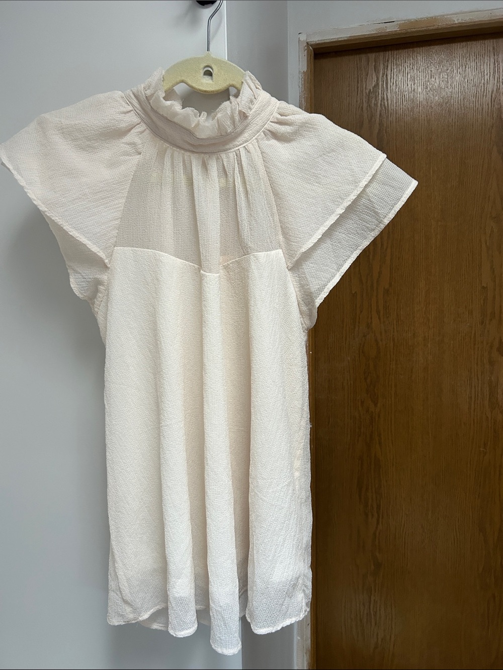 Blu Pepper Cream Ruffle Neck Flutter Sleeve top